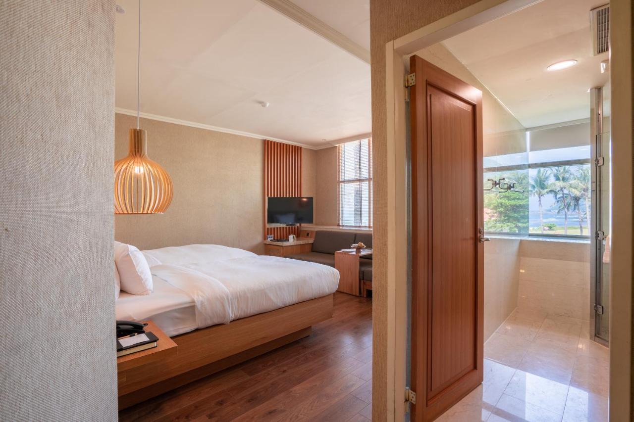 Sunset Beach Resort Kaohsiung Chambre photo